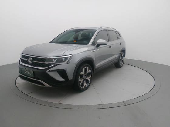 VOLKSWAGEN TAOS 1.4 250 TSI TOTAL FLEX HIGHLINE AUTOMÁTICO